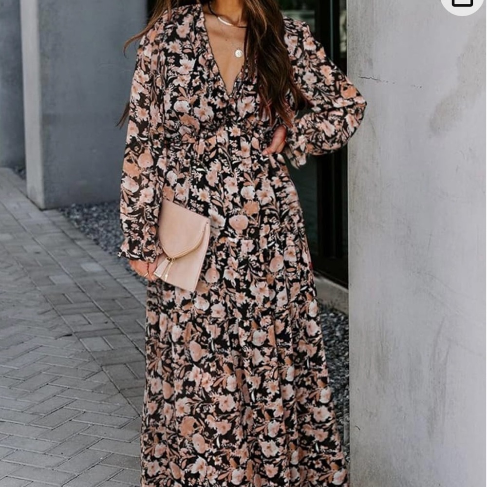 Dress.Maxi.Size M.Black, pink, tan.Black slip attached inside dress.Polyester.
